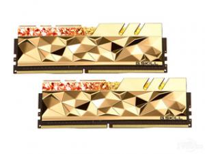 芝奇皇家戟尊爵版 RGB DDR4 4000 32GB(16GB×2)